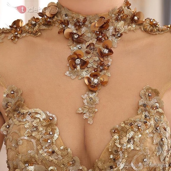 ROMWE Gold/Yellow High Neck Prom Dress - Picture 5 of 7